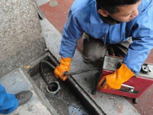 泉港疏通下水道