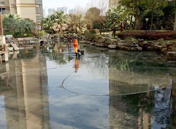 泉港景观池淤泥清理